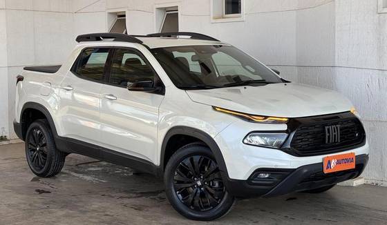 FIAT TORO 1.3 TURBO 270 FLEX VOLCANO AT6 FIAT TORO 1.3 TURBO 270 FLEX VOLCANO AT6